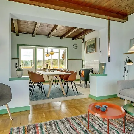 Holiday home Quirina - 75m From The Sea In Nw Jutland By Interhome *